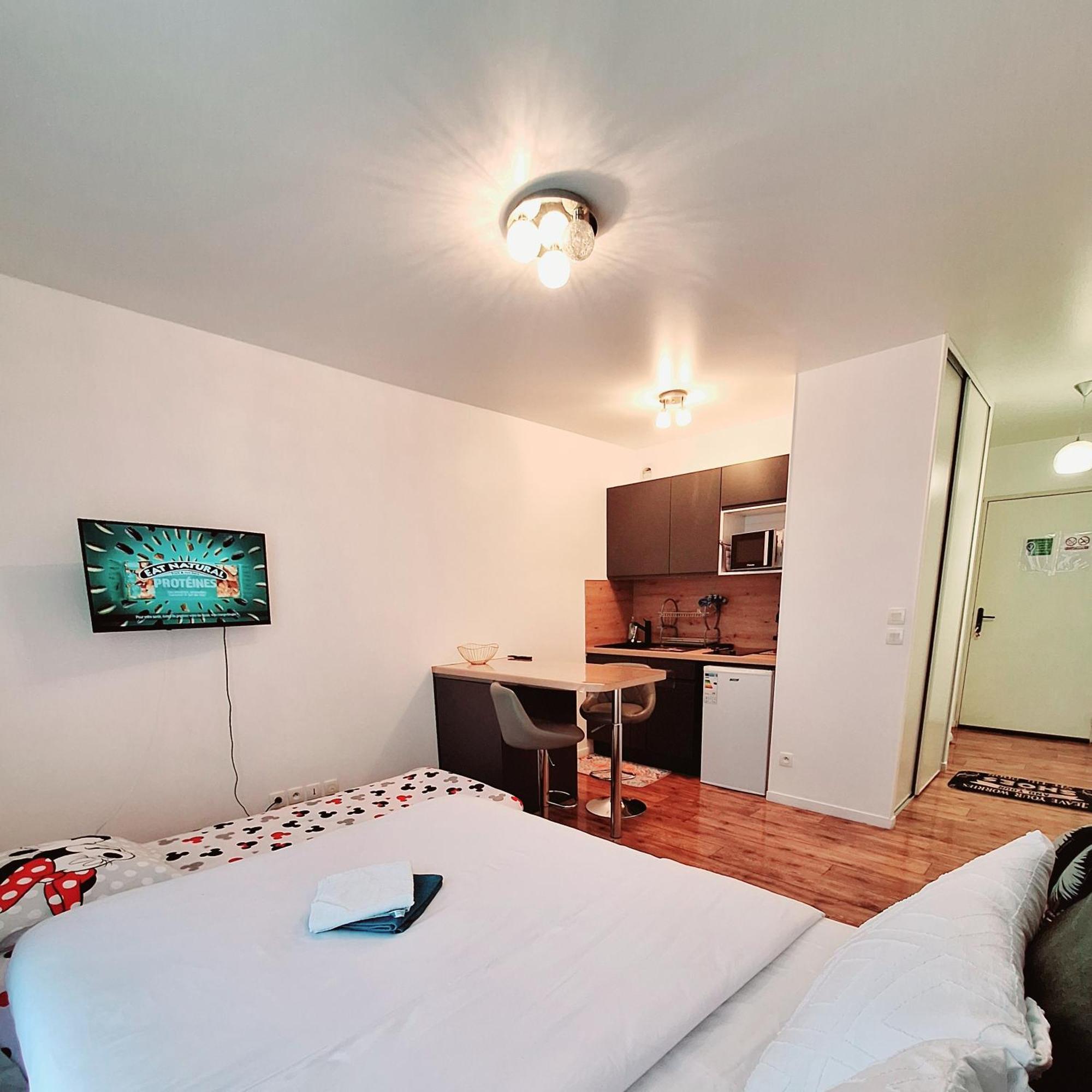 Studio Alpha - 2Min By Train To Disneyland Or 20Min Walk - 5Min Walk To "Val D'Europe" Station Montévrain Exteriér fotografie
