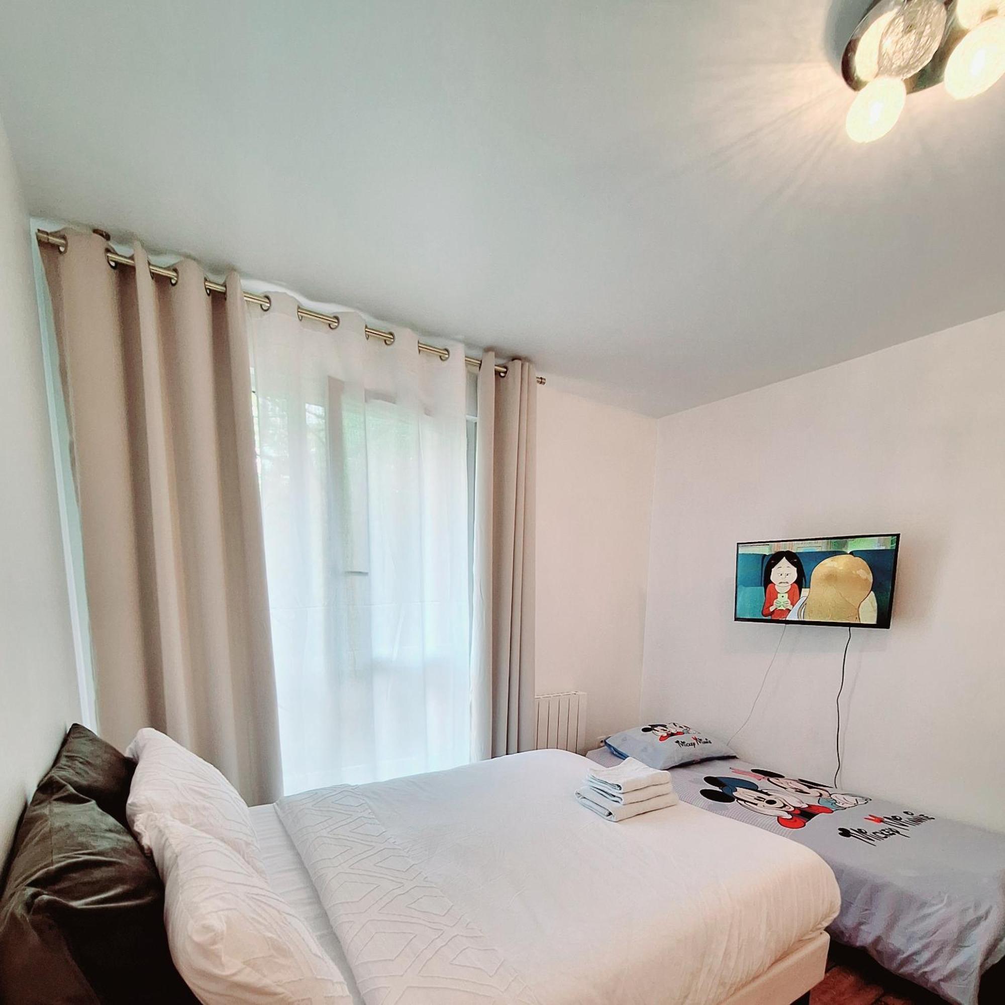 Studio Alpha - 2Min By Train To Disneyland Or 20Min Walk - 5Min Walk To "Val D'Europe" Station Montévrain Exteriér fotografie